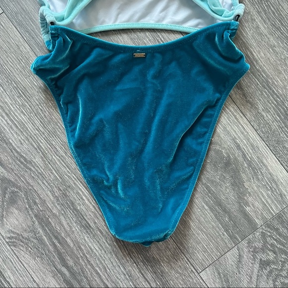 Pink Victoria’s Secret Two toned blue Velvet cutout one piece swim suit size S - Picture 11 of 13